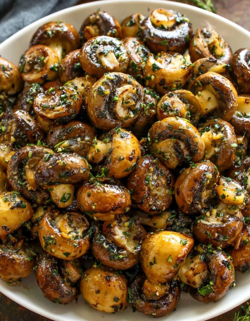 Slow Cooker Garlic Herb Sautéed Mushrooms